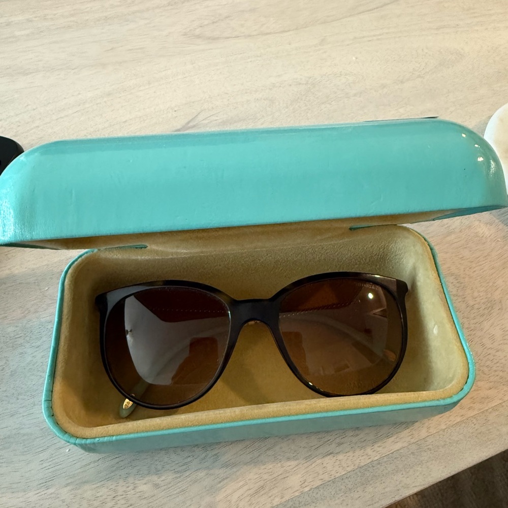 Tiffany & Co. Black Sunglasses Elegant Accessories
